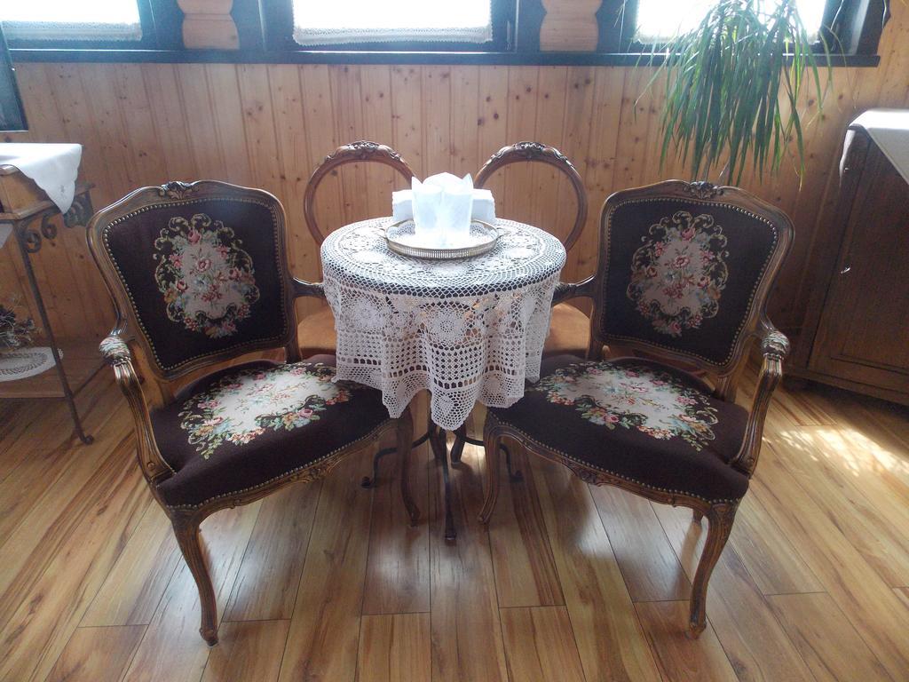 La Marele Moft Hotel Slănic Esterno foto