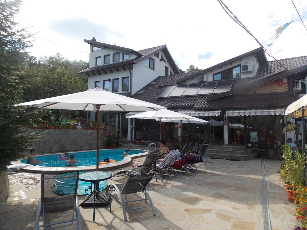 La Marele Moft Hotel Slănic Esterno foto
