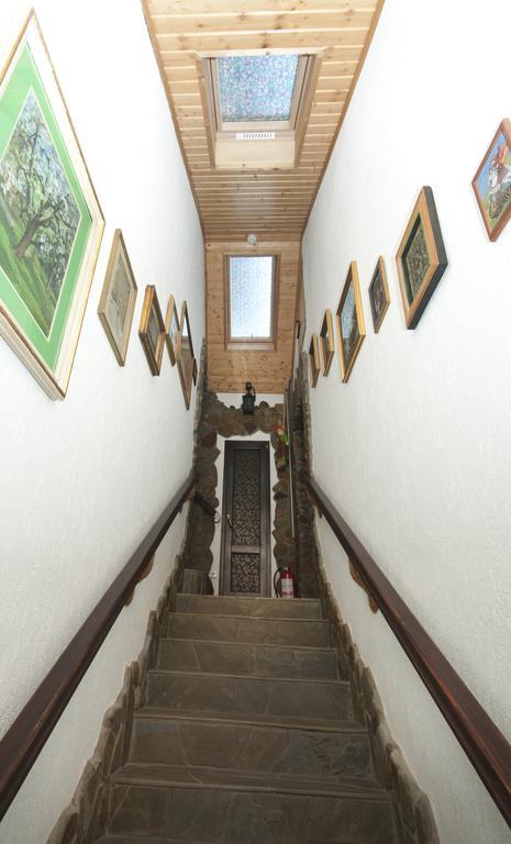 La Marele Moft Hotel Slănic Esterno foto