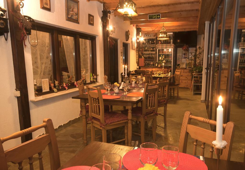 La Marele Moft Hotel Slănic Esterno foto