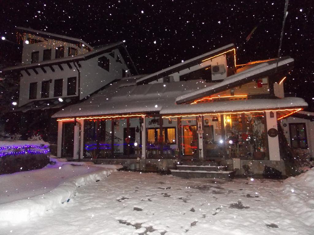 La Marele Moft Hotel Slănic Esterno foto