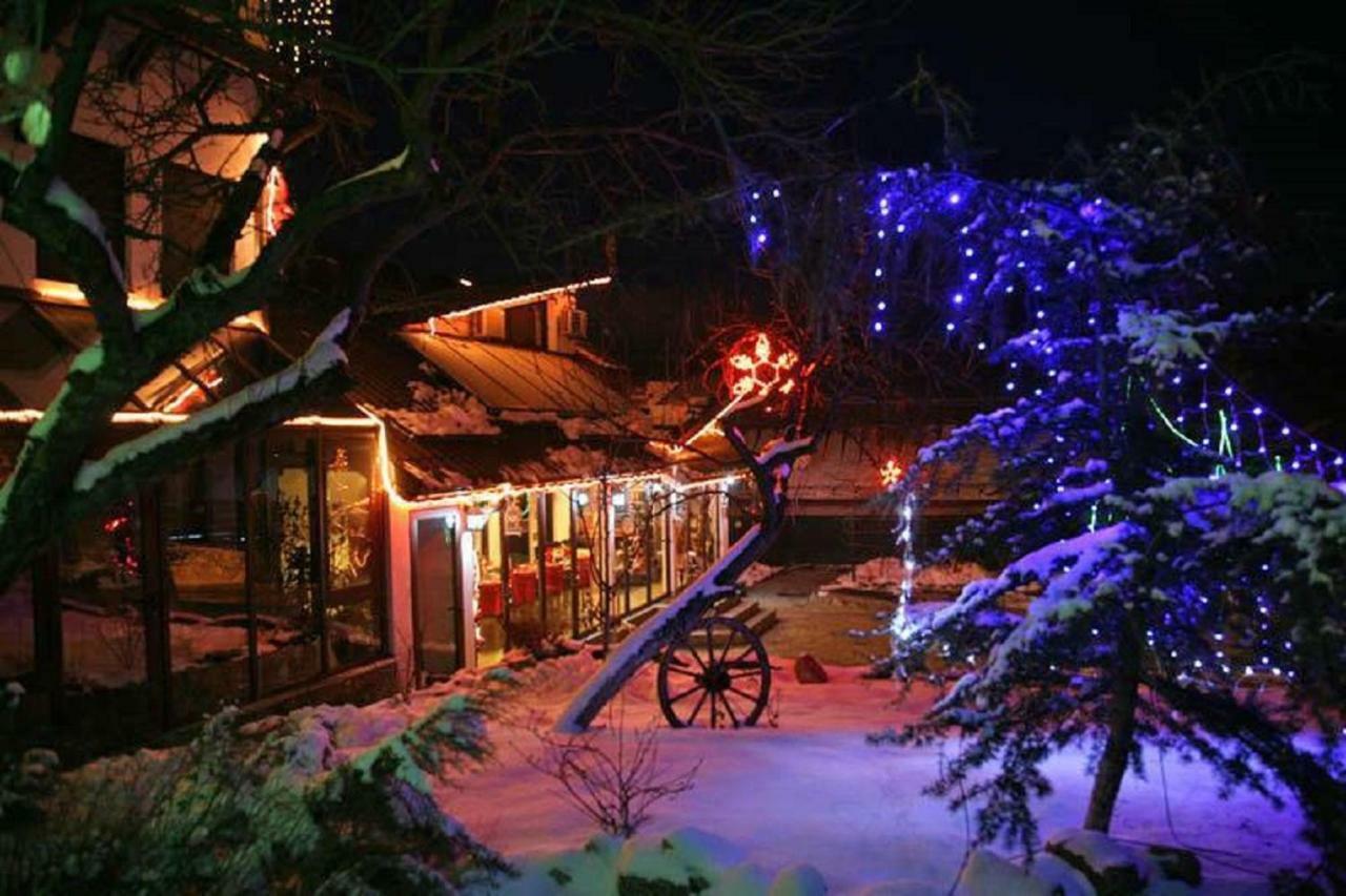 La Marele Moft Hotel Slănic Esterno foto